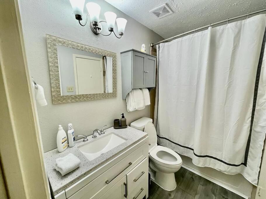 3 Bedroom Entire Home - Centrally Located In Katy, Texas Экстерьер фото