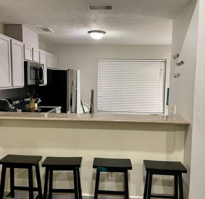 3 Bedroom Entire Home - Centrally Located In Katy, Texas Экстерьер фото